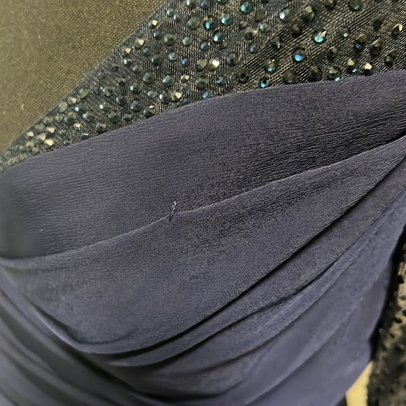 La Femme sequin gown size 10 - Picture 6 of 11